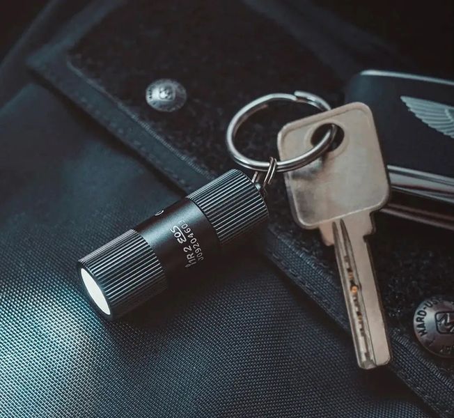 Фонарь-брелок Olight I1R 2 Black 23703221 фото